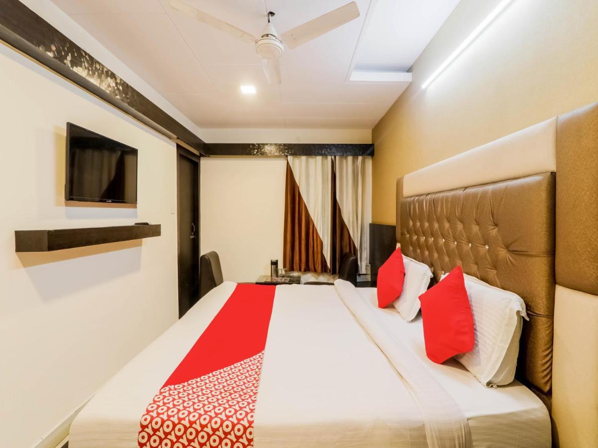 Oyo 79765 Hotel Samrat Лакхнау Экстерьер фото